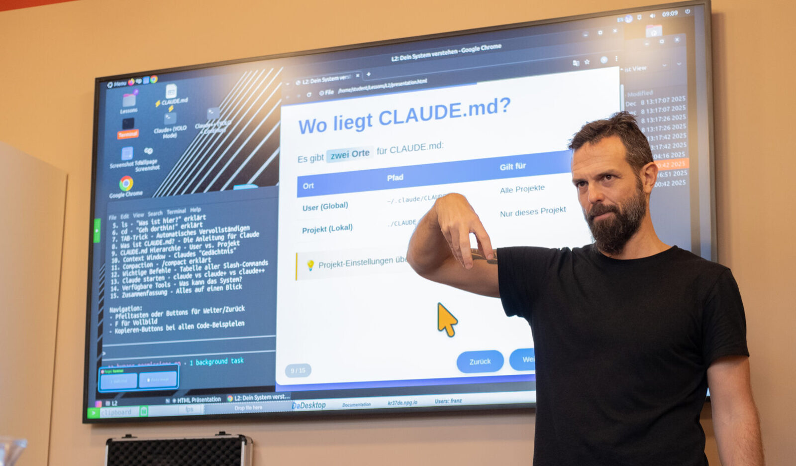 Franz Enzenhofer teaching a workshop, in the zone